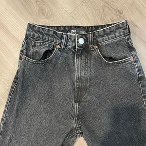 Black zara mom jeans